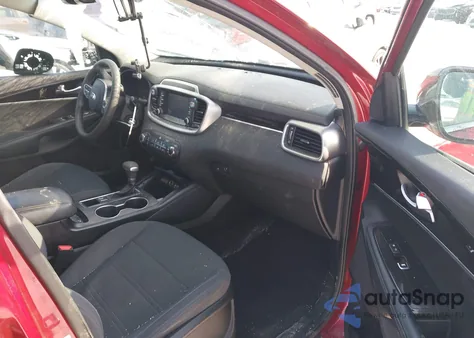 2019 Kia Sorento 2.4L Lx z USA, uszkodzony, nr VIN 5XYPGDA33KG469140